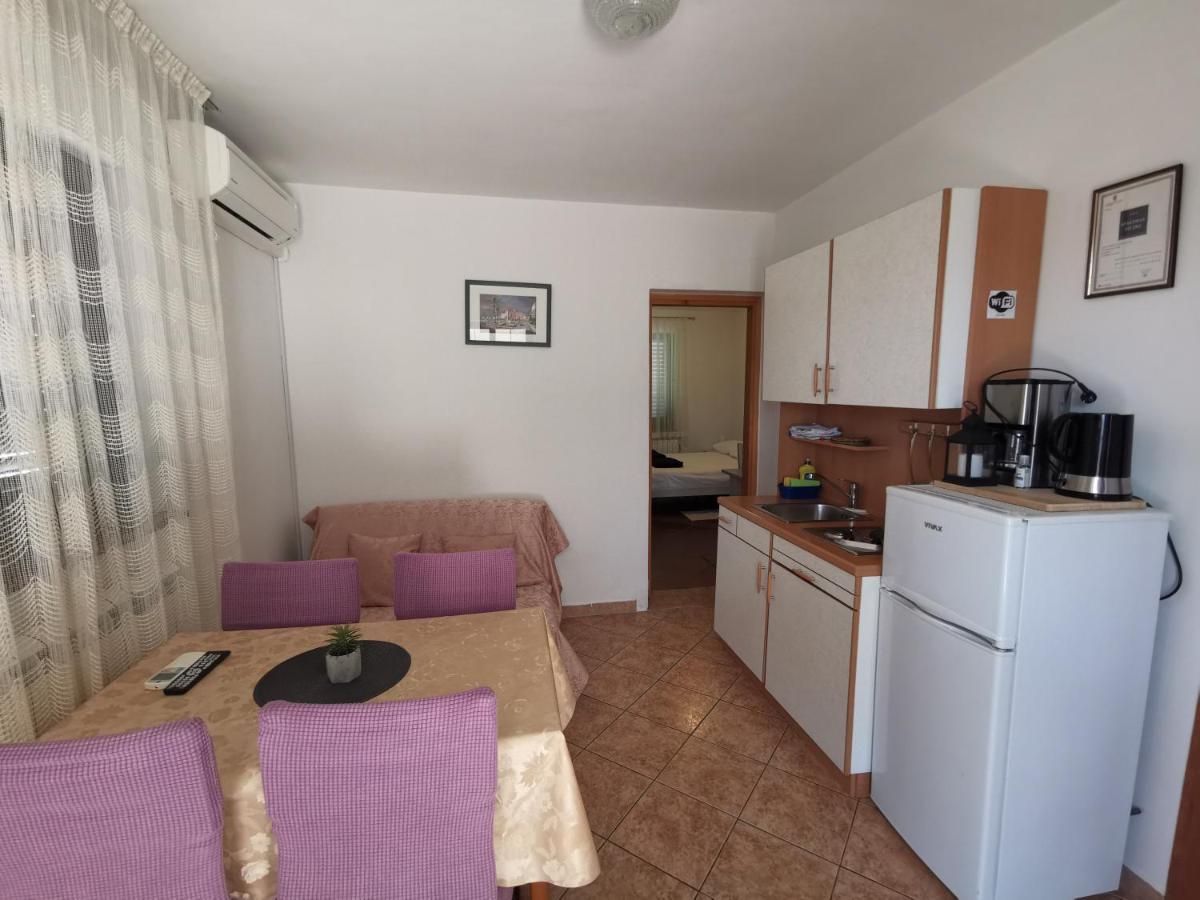 Apartments Porec Istria By Nina Exteriör bild